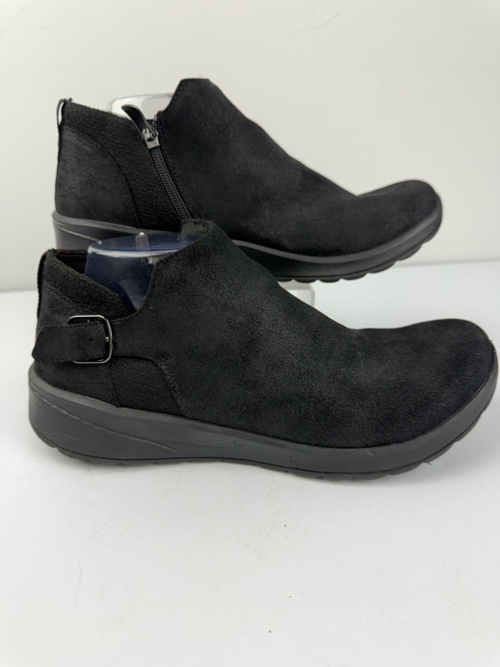 BZees Womens 8 Get Going Ankle Boot Black Microsuede Stretch Side Zip